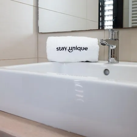 U-nique Pau Claris Ii Barcelona